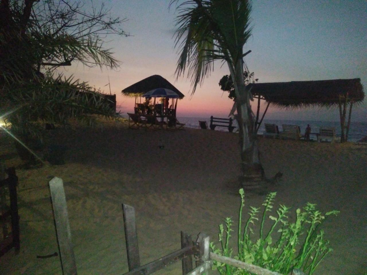 Ocean View Beach Resort - Kalpitiya Exterior photo